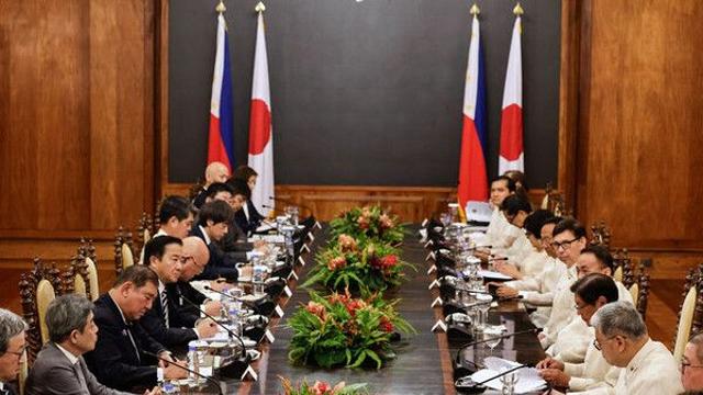 중일 레이더 조준 갈등에 필리핀 “中 행동에 깊은 우려”