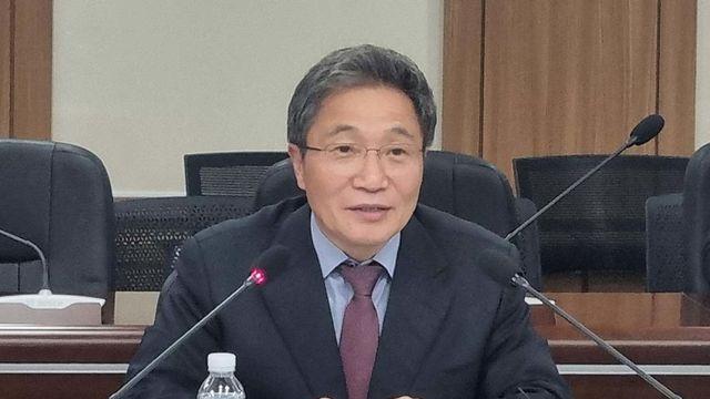 이학재 공항 사장, 이재명 대통령 정면 비판