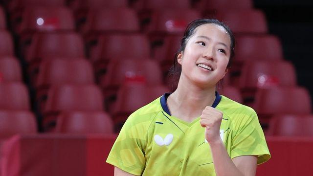 17세 신유빈 괴롭혔던 '62세 탁구 할머니', LA올림픽 노린다…훈련 중 팔 골절→8개월 만에 복귀