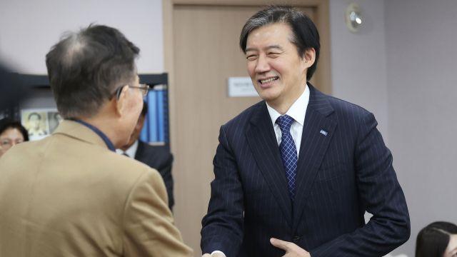 조국 "서울 아파트값, 文 정부 때보다 더 올라"