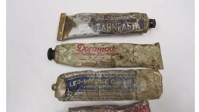 과거에 만들어진 개쩌는 치약,,