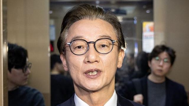 “차라리 200억 받았다 해라” 전재수 전 장관, 오늘 통일교 의혹 피의자 출석