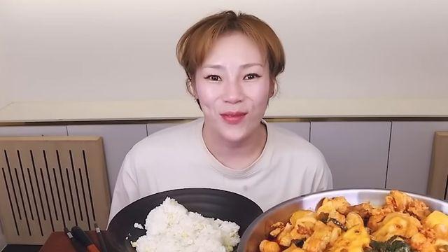 햇님, '주사이모' 의혹 해명 "붓기약 복용"