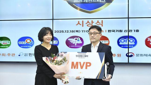 이창호 꺾고 효림 우승 이끈 최명훈, 레전드바둑리그 MVP