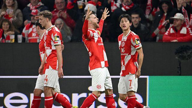 [UECL REVIEW] '1도움+PK 유도' 이재성, 마인츠 120년 역사 새로 썼다! 창단 첫 유럽대항전 16강행...2-0 승리