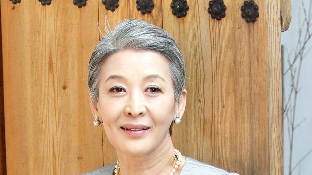 윤석화, 뇌종양 투병 끝 69세로 별세