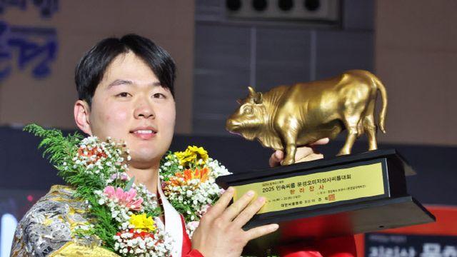 '적수가 없다' 박민교,  올해 마지막 대회도 정상...한라급 시즌 4관왕