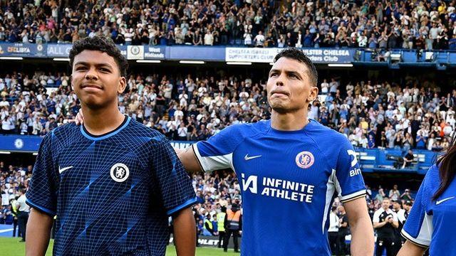 아들이랑 같은 경기장에서 뛸 수도 있다? “프리미어리그 복귀 원해, 런던 구단이 강력한 후보”