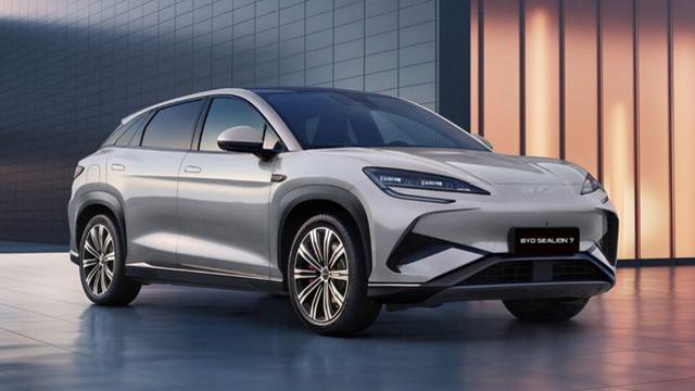 5천만원 중반대 유력...BYD, 씨라이언 7 AWD 환경부 인증 완료. 성능 차이 얼마나?