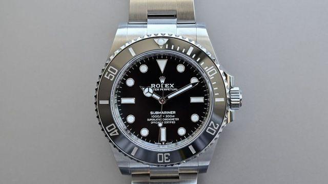 시계 찾아줬다고 30만원 달라는 후임