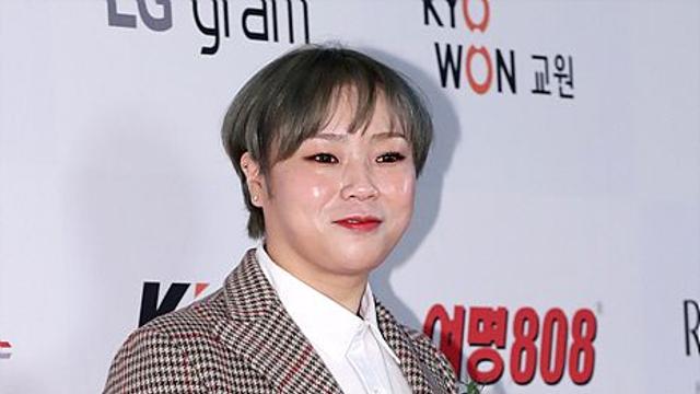 ‘주사이모’ 의혹에 입짧은햇님 “모든 방송 하차·활동 중단”