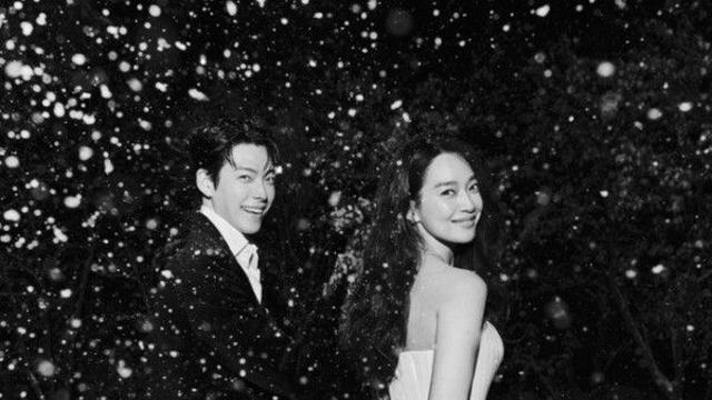 신민아♥김우빈, 웨딩 화보 공개…함박눈 맞는 커플