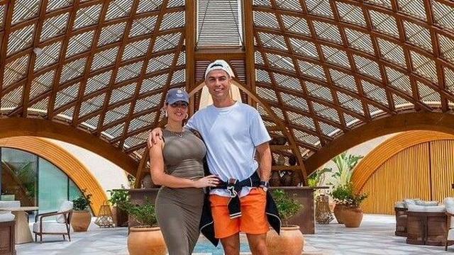 호날두 '억만장자' 오르더니…사우디에 초호화 저택 두 채 '매입’