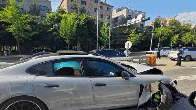 '마약 질주' 6중 추돌…포르쉐 20대 운전자 징역 5년