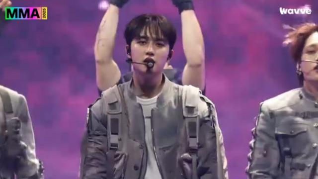 김우빈♥신민아 결혼식 찍고 온 도경수, 엑소 무대 합류…홍길동급 활약 [MMA2025]