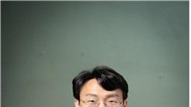 '사생활 논란' 정희원 박사, 서울시 건강총괄관 사의 표명