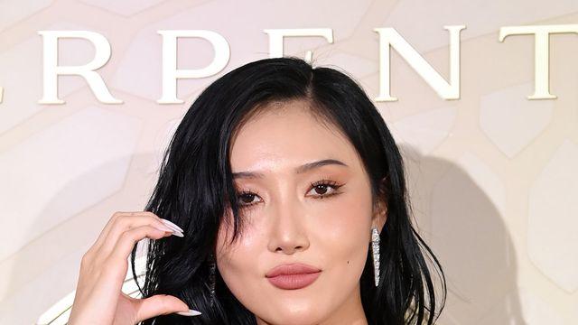 화사, 박정민과 '잭팟' 터졌는데…대외 활동 중단했다 