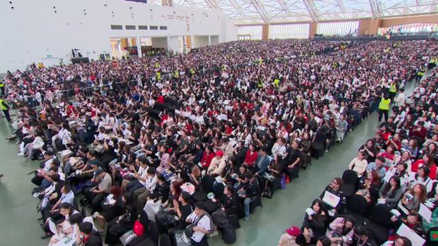 T1 베트남 팬미팅 가득채운 관중