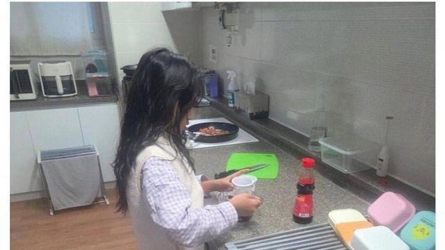 새벽 6시에 일어나서 도시락 싸는 딸.jpg