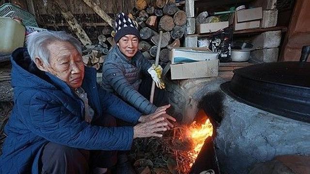 대구·경북 맑은 가운데 기온 뚝 떨어져…낮 최고 10도