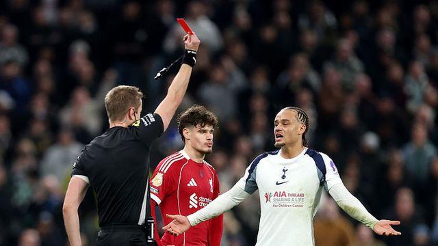 [PL ISSUE] 손흥민 보기 민망한 밤...쏘니 ‘7번 계승자-후임 캡틴’ 줄퇴장→수적 열세 속 패배