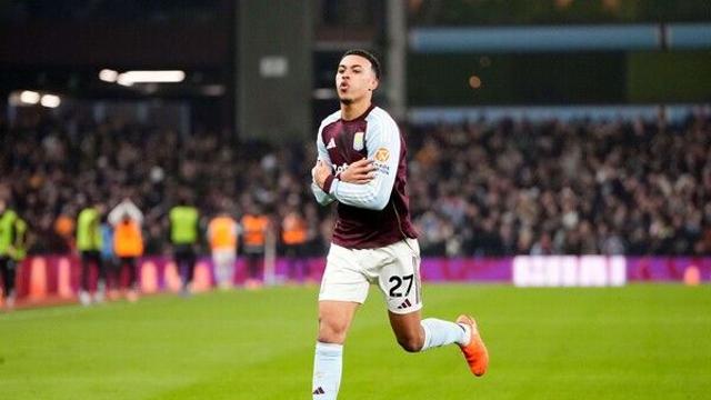 '로저스 멀티골 폭발' 빌라, '브루누 부상+쿠냐 1골' 맨유 2-1로 꺾고 10연승 질주