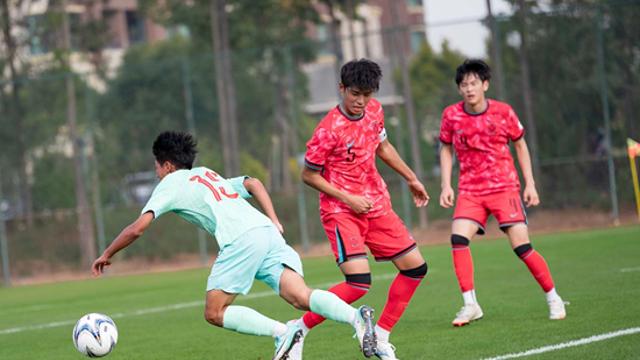韓 축구 대망신! 中 아닌 홍콩에 0-2 참패…중국과는 무승부→U-15 동아시안컵 '2연속 무승' 굴욕
