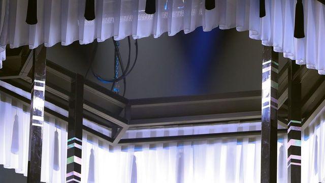 2025 MMA 레전드 무대를 완성한 제니 의상의 비밀은 한글?