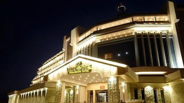 북, 백두산 인근 삼지연에 호텔 준공…김정은 