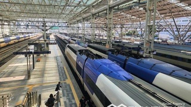 철도노조 파업 D-DAY, 지하철·KTX 운행 차질...출근길 혼잡 우려