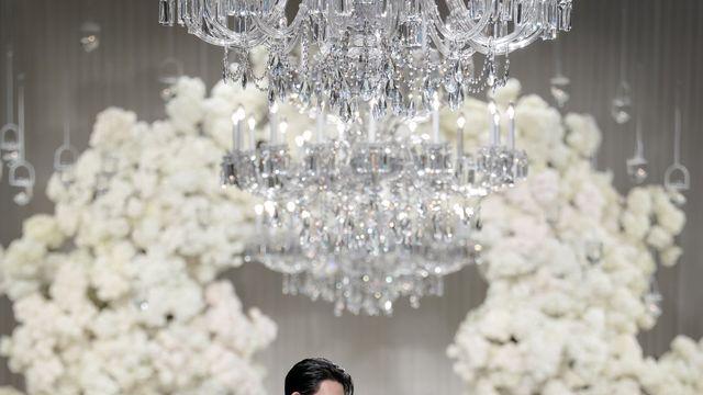 눈부시다…신민아♥김우빈, 결혼식 사진 공개