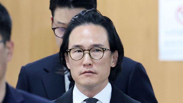 조현범 회장, 횡령·배임 혐의 항소심서 징역 2년…1년 감형