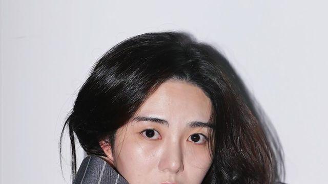 [단독] ‘AOA 출신’ 권민아, ‘떡볶이 재벌’과 음원 프로젝트 무산.. 모덴베리코리아와 전속계약 해지