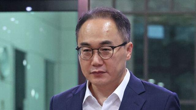 김건희 특검, '수사 무마 의혹' 관련 이원석 전 검찰총장 소환