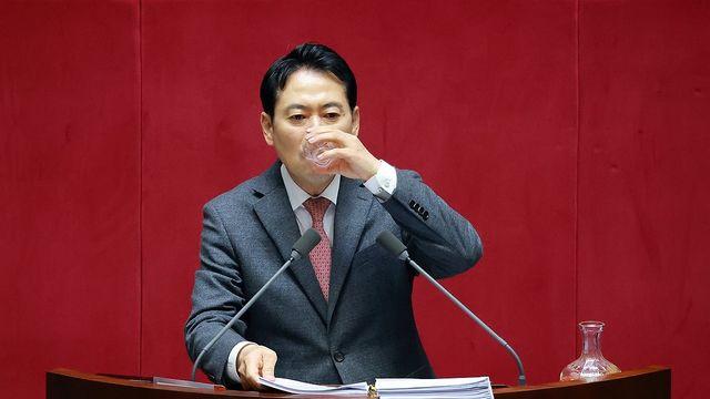 '제1야당 대표 헌정사 첫 필버' 장동혁, 24시간 채워 역대 최장(종합)