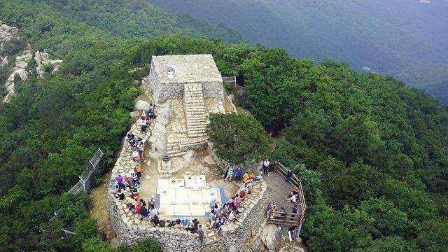 해맞이 명소 강화도 마니산 '손전등 소지자'만 입산 허용