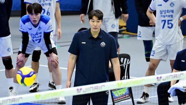 기적에 실패한 프로배구 삼성화재 고준용 대행 