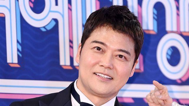 전현무, '링거 의혹' 해명도 다르네…