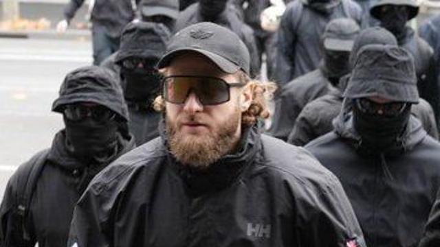 호주에서 핫하다는 의류 브랜드의 충격적인 진실