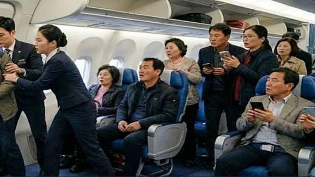 경고했는데 결국 또…비행기 탔을 때 '이것' 만지면 진짜 큰일 납니다