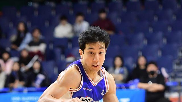 '롱·허훈 동반 더블더블' KCC, 파죽의 7연승…공동 2위 복귀