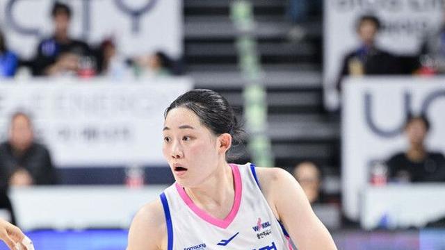 삼성생명, 2쿼터 2점 그친 우리은행 꺾고 2연승…4위 도약