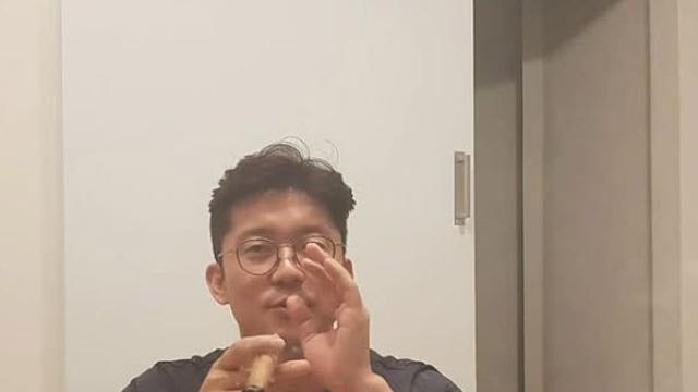 김대호, 집안에서 시가를?…실내 흡연 논란