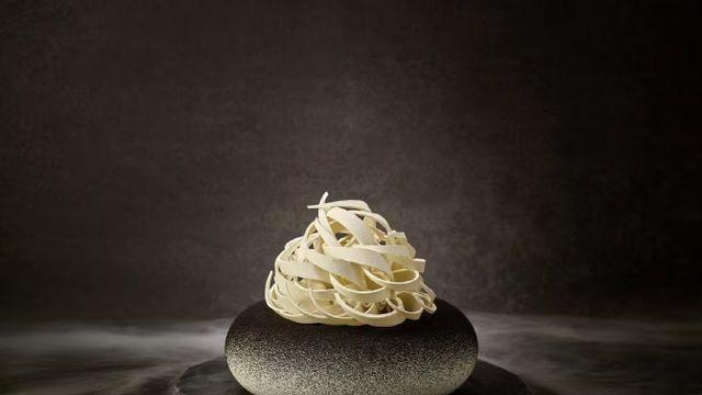 소비 양극화 심화…연말 케익도 `4900원` 가성비 vs `50만원` 최고급