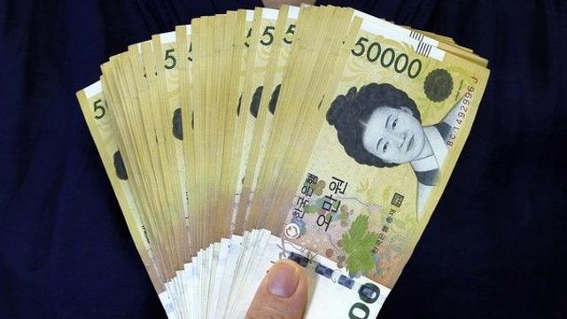 연말 성과급 1500만원 숨긴 남편...