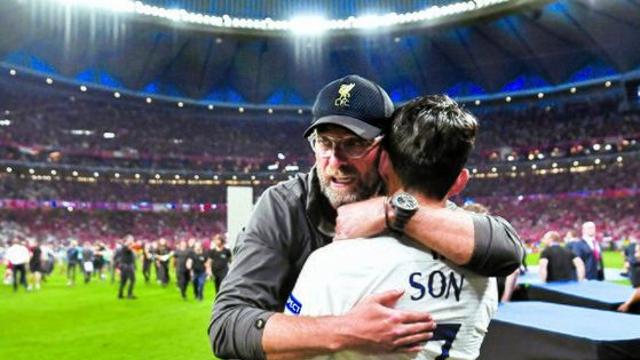 “손흥민 놓쳐서 후회했다”던 사령탑, 토트넘 감독 후보로 급부상