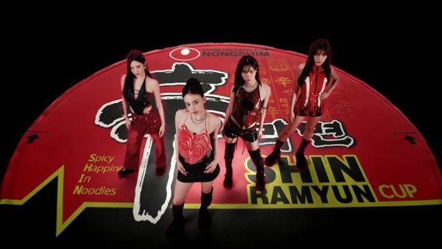 에스파 입은 신라면, 전 세계가 클릭했다…광고 한 달 만에 1억 뷰 돌파