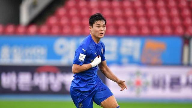 먼 벨기에서 전한 ‘수원 사랑’ 오현규의 응원 “힘든 시기, 내년 우승으로 마무리하길…”