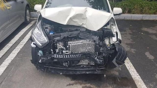 펌)출고 다음날 폐차엔딩.JPG