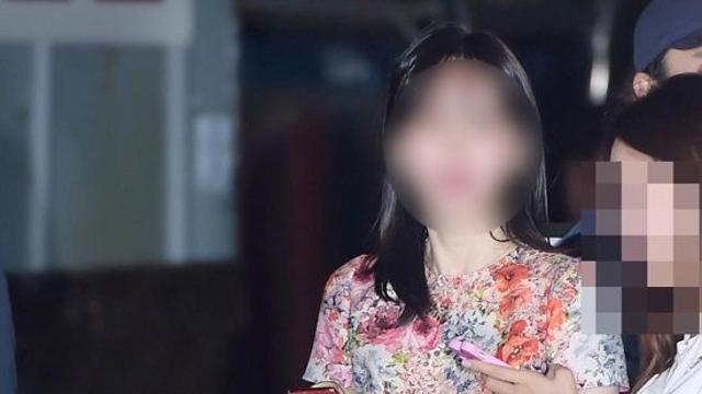 '마약 구속' 황하나, 충격 근황…캄보디아서 출산→아이·남편과 귀국 [종합]